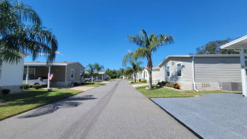 252 Siberian Cypress Circle a Winter Haven, FL Mobile or Manufactured Home for Sale